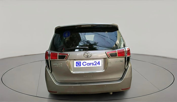 2016 Toyota Innova Crysta 2.4 VX 8 STR, Diesel, Manual, 2,15,281 km, exterior