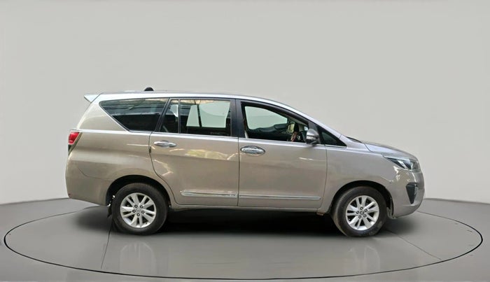 2016 Toyota Innova Crysta 2.4 VX 8 STR, Diesel, Manual, 2,15,281 km, exterior