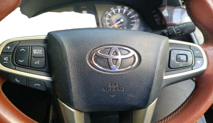 2016 Toyota Innova Crysta 2.4 VX 8 STR, Diesel, Manual, 2,15,281 km, interior