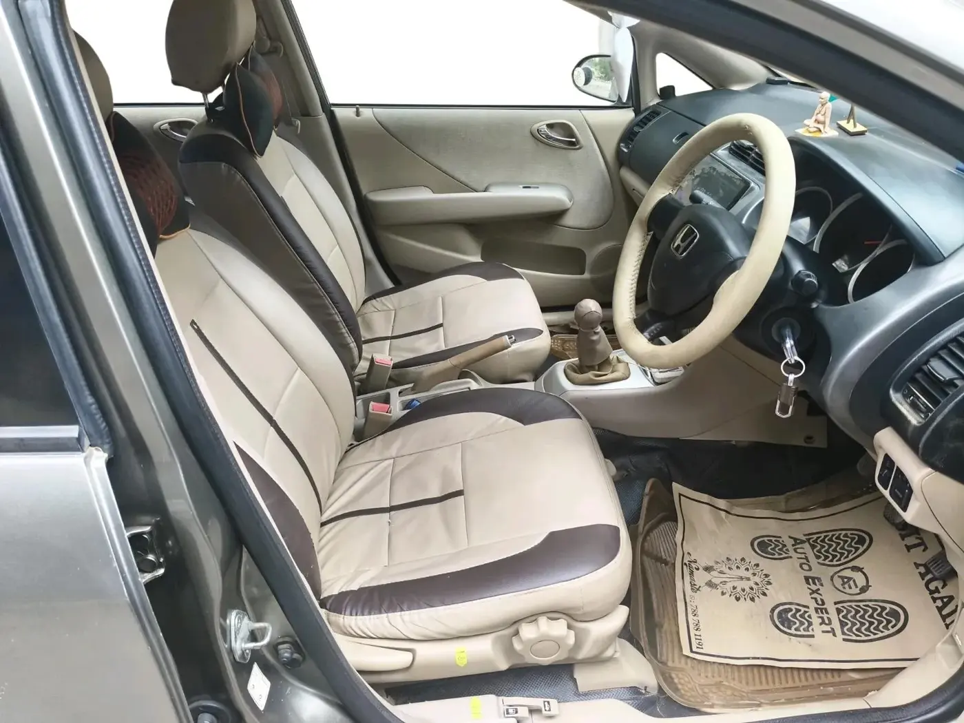2007 Honda City VTEC, Petrol, Manual, 1,07,389 km, interior