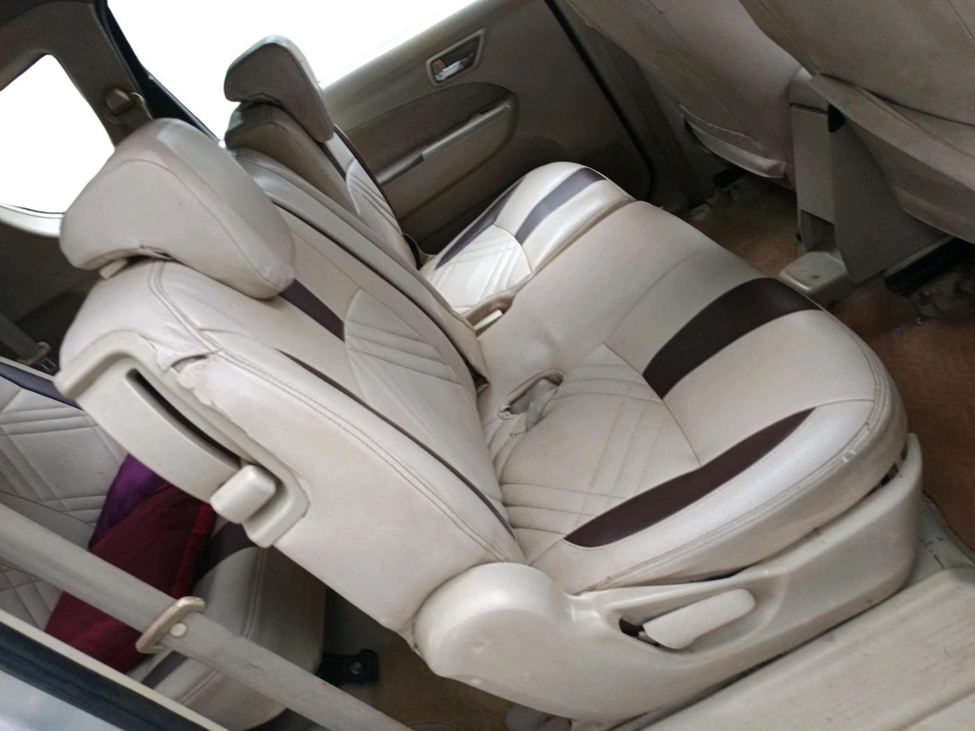 2012 Maruti Ertiga VDI, Diesel, Manual, 1,12,433 km, interior