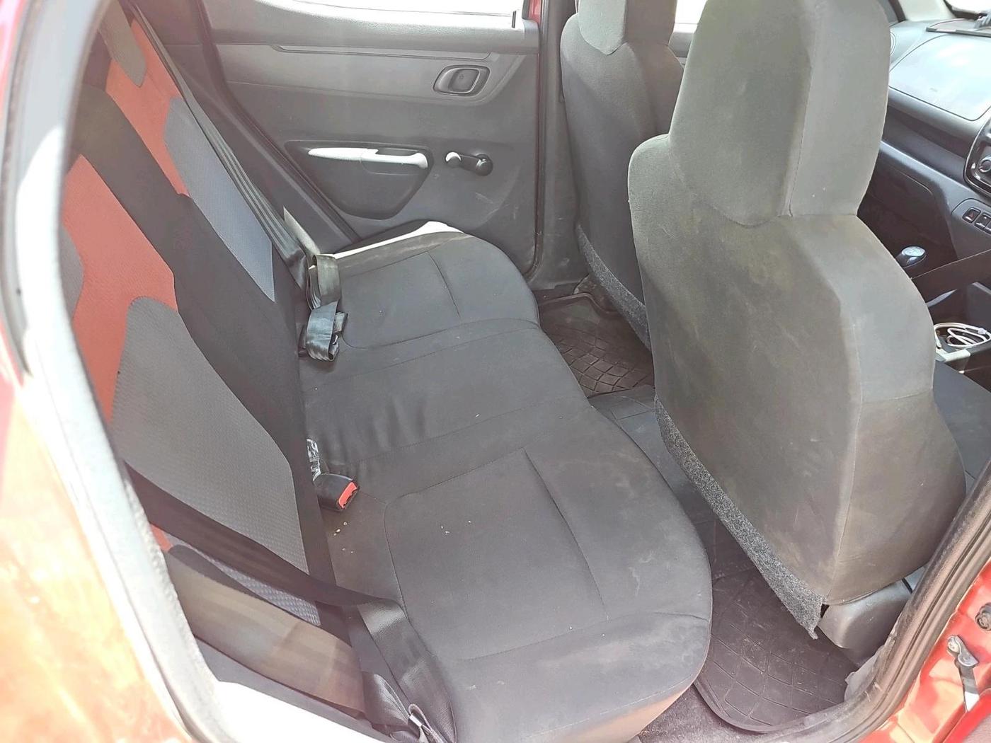 2016 Renault Kwid RXT 0.8, Petrol, Manual, 29,233 km, interior