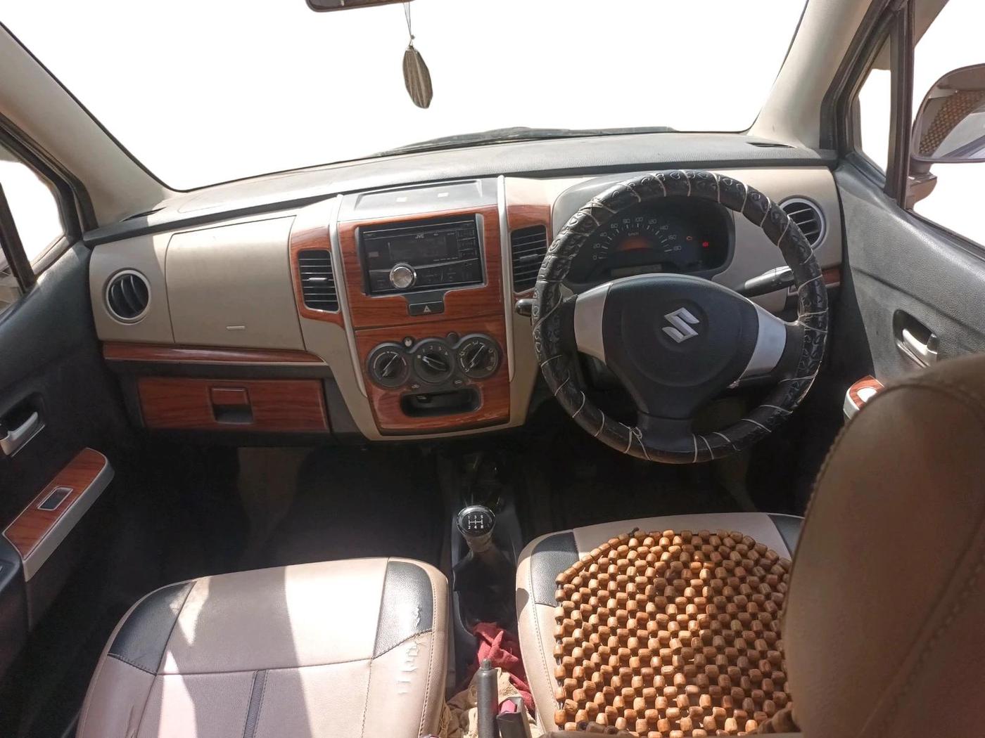 2014 Maruti Wagon R 1.0 LXI CNG, CNG, Manual, 89,597 km, interior