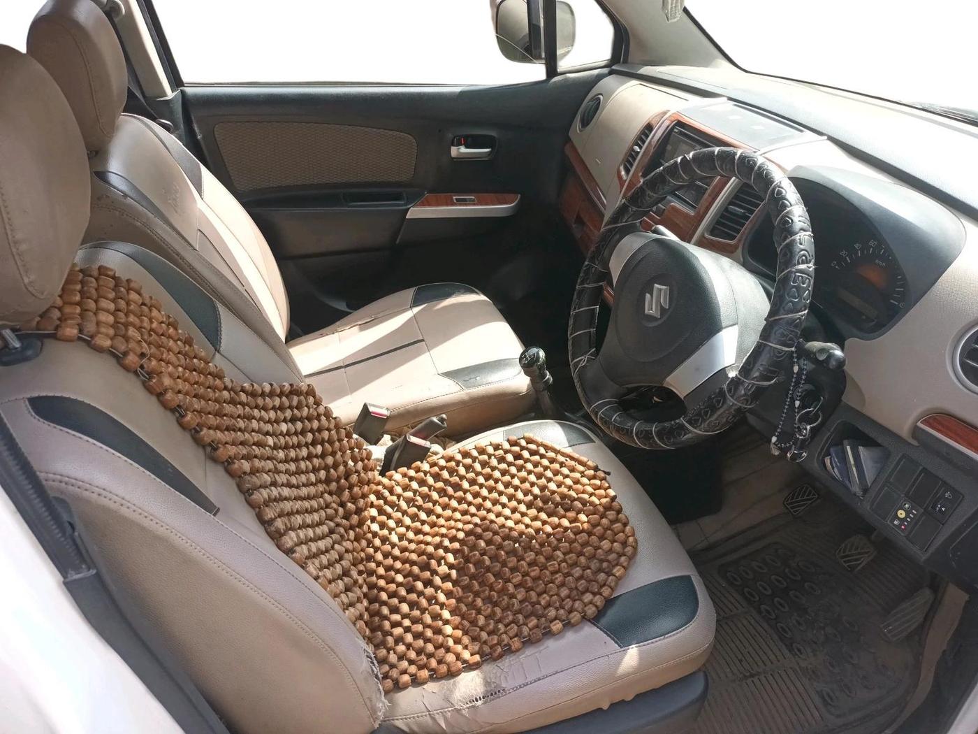 2014 Maruti Wagon R 1.0 LXI CNG, CNG, Manual, 89,597 km, interior