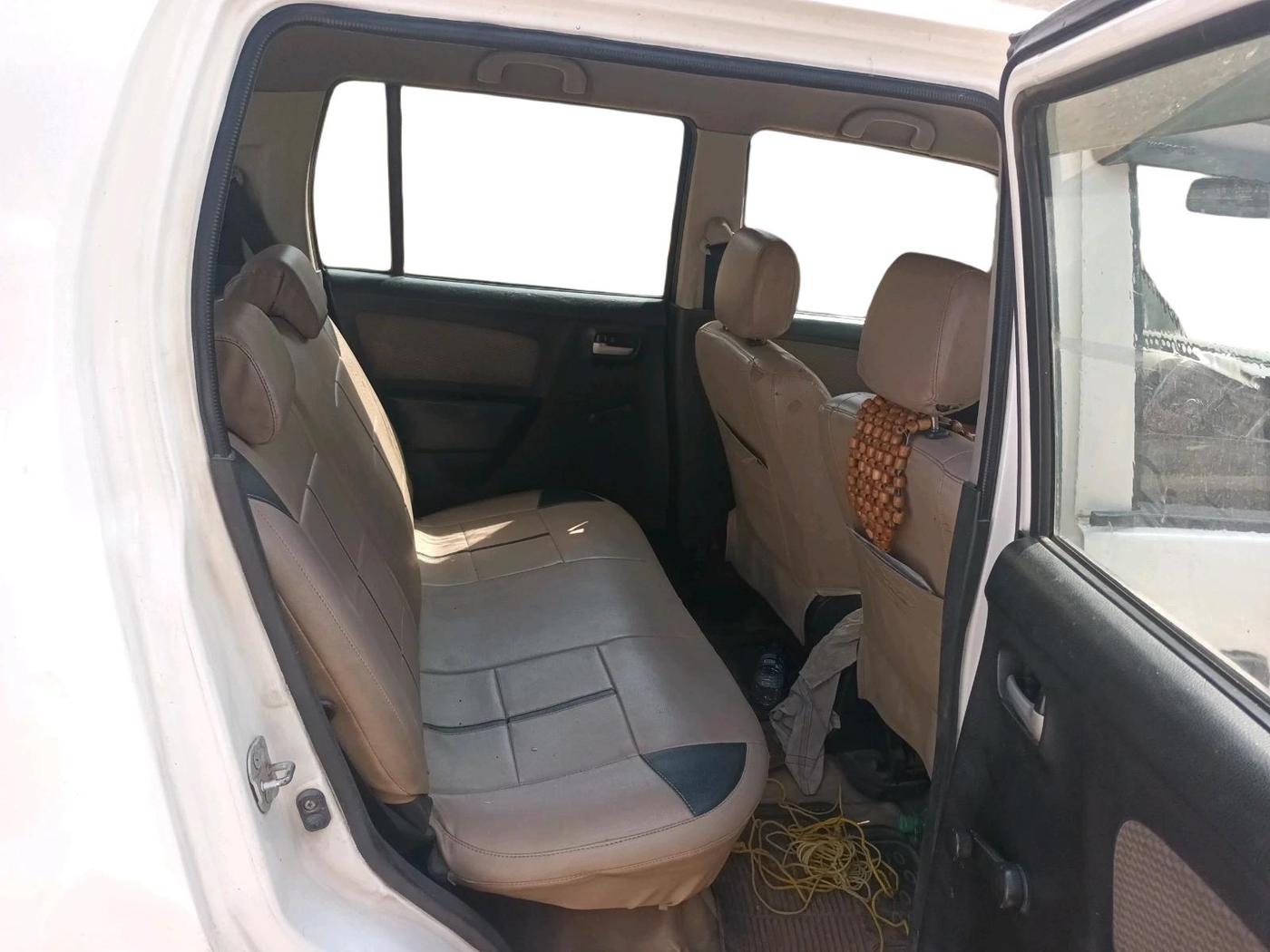 2014 Maruti Wagon R 1.0 LXI CNG, CNG, Manual, 89,597 km, interior