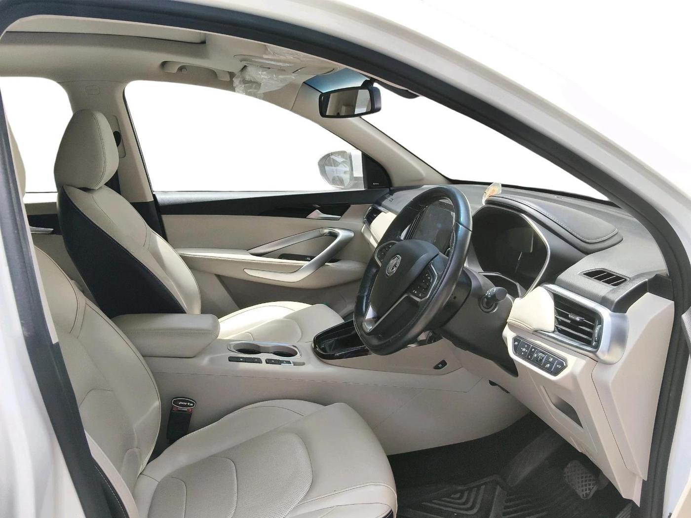 2021 MG HECTOR SHARP 1.5 DCT PETROL, Petrol, Automatic, 18,000 km, interior