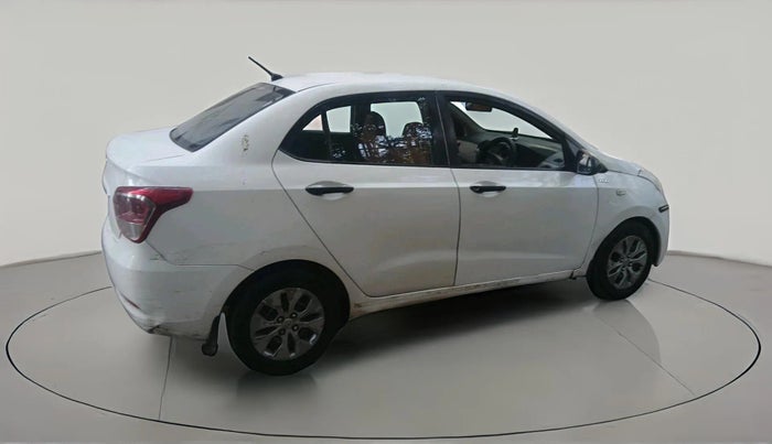 2017 Hyundai Xcent BASE ABS 1.1, Diesel, Manual, 85,481 km, exterior