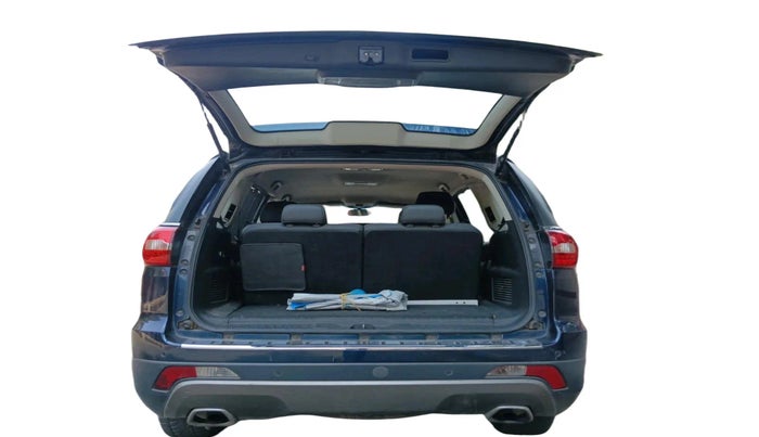 2017 Tata Hexa XT 4X2 6 STR, Diesel, Manual, 1,71,348 km, exterior