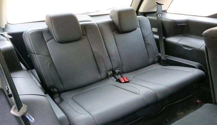 2017 Tata Hexa XT 4X2 6 STR, Diesel, Manual, 1,71,348 km, interior