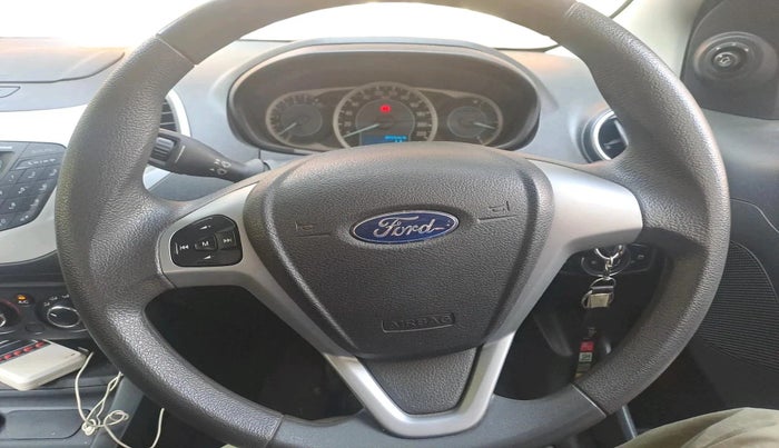 2016 Ford New Figo TREND 1.2 PETROL, Petrol, Manual, 18,454 km, interior