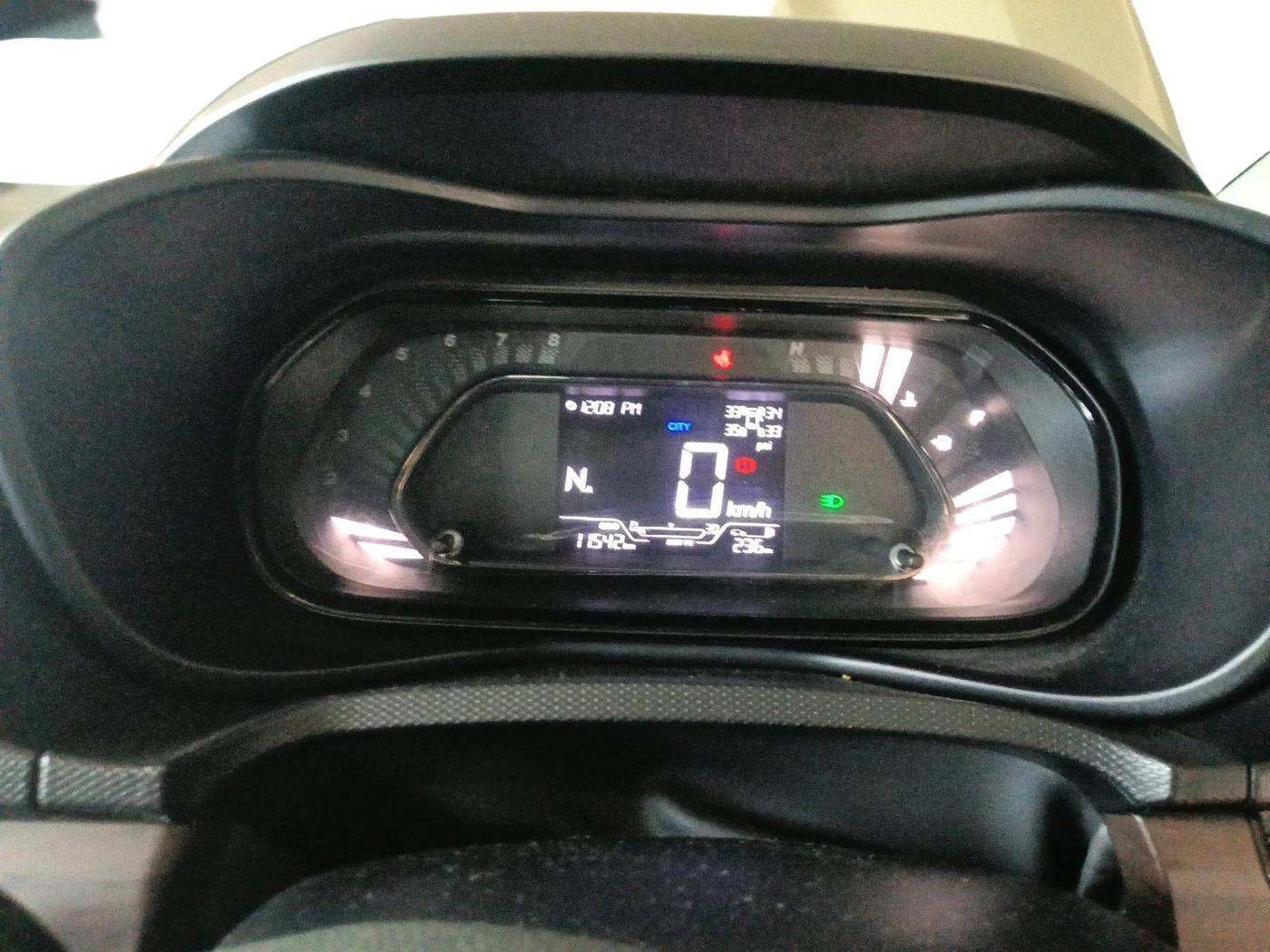 2022 Tata NEXON XZA PLUS KAZIRANGA PETROL, Petrol, Automatic, 11,542 km, interior
