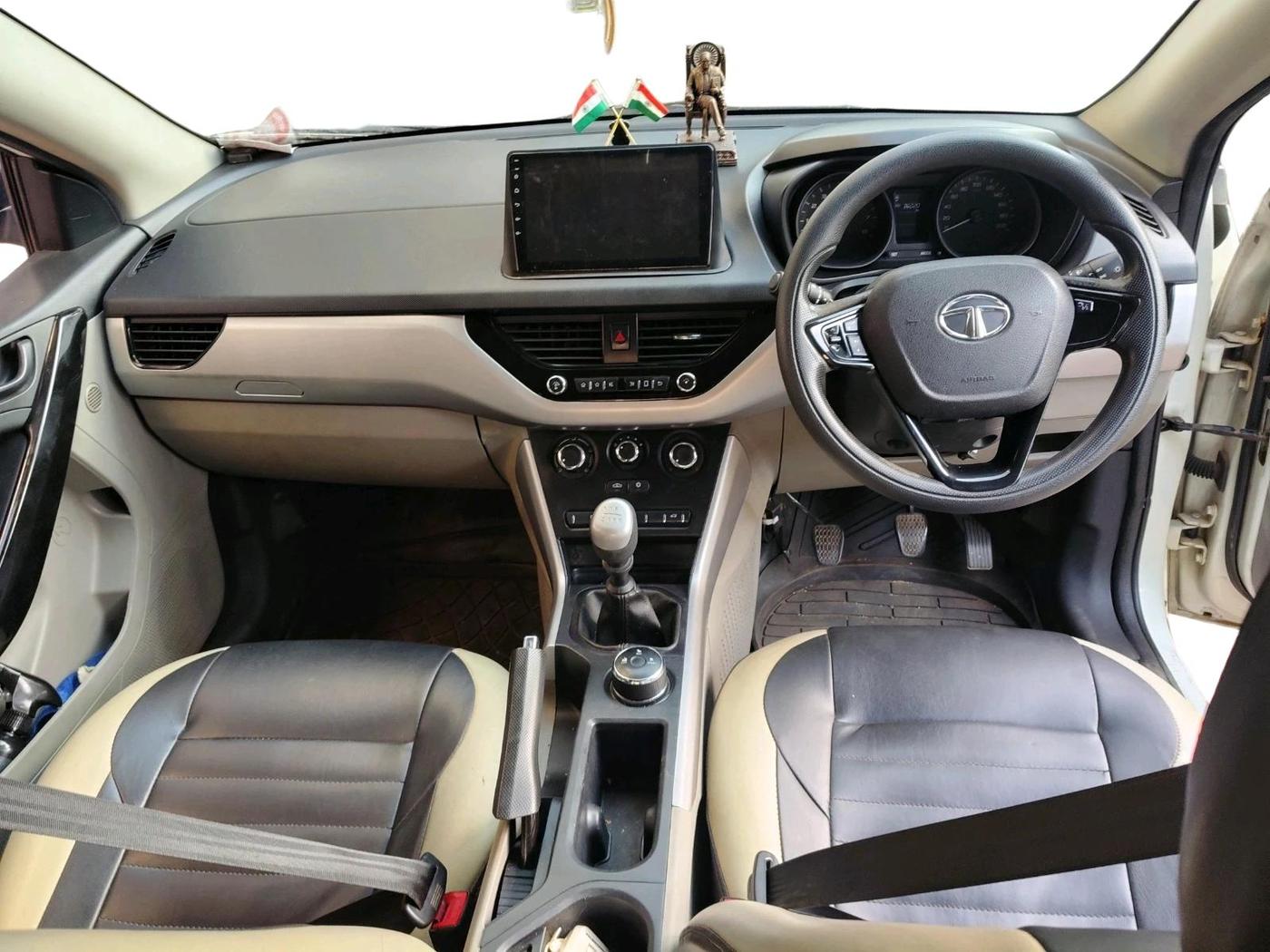 2018 Tata NEXON XM PETROL, Petrol, Manual, 36,020 km, interior
