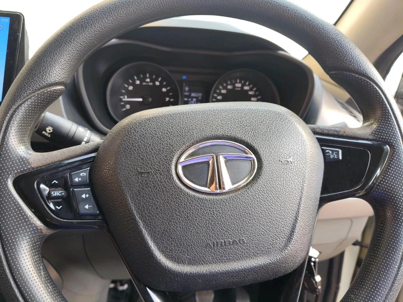 2018 Tata NEXON XM PETROL, Petrol, Manual, 36,020 km, interior