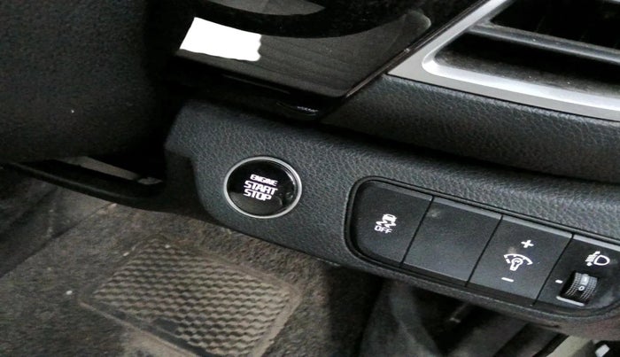 2022 KIA SELTOS HTK PLUS 1.5 IMT, Petrol, Manual, 27,708 km, interior