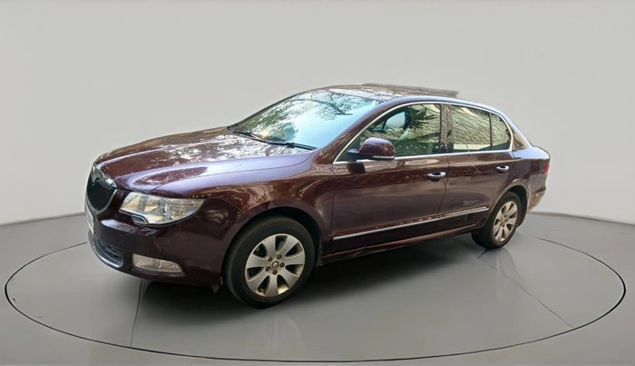 2013 Skoda Superb ELEGANCE 1.8 TSI MT, Petrol, Manual, 68,721 km, exterior