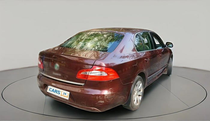 2013 Skoda Superb ELEGANCE 1.8 TSI MT, Petrol, Manual, 68,721 km, exterior