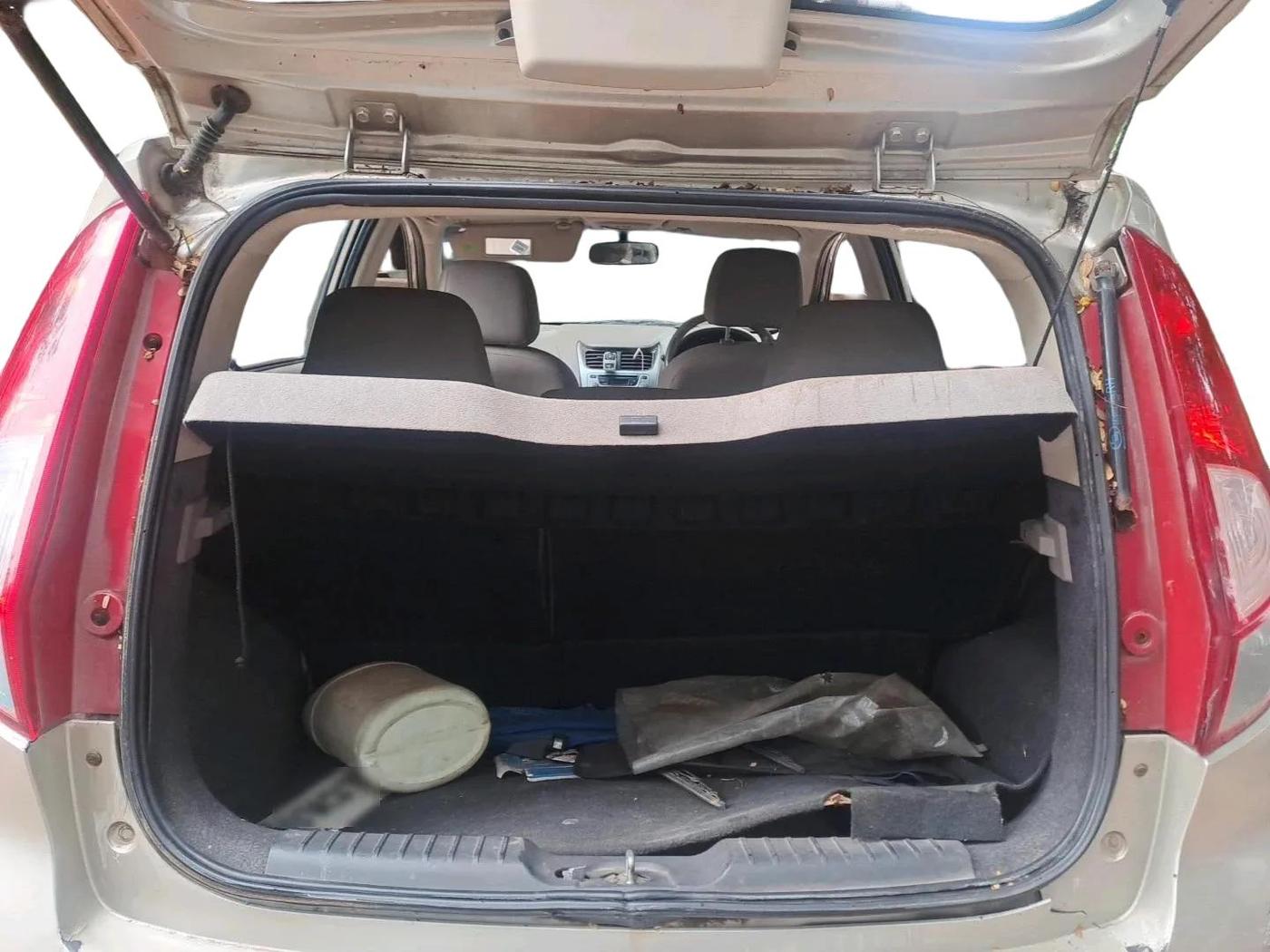 2013 Chevrolet Sail UVA 1.2 LS ABS, Petrol, Manual, 36,652 km, exterior