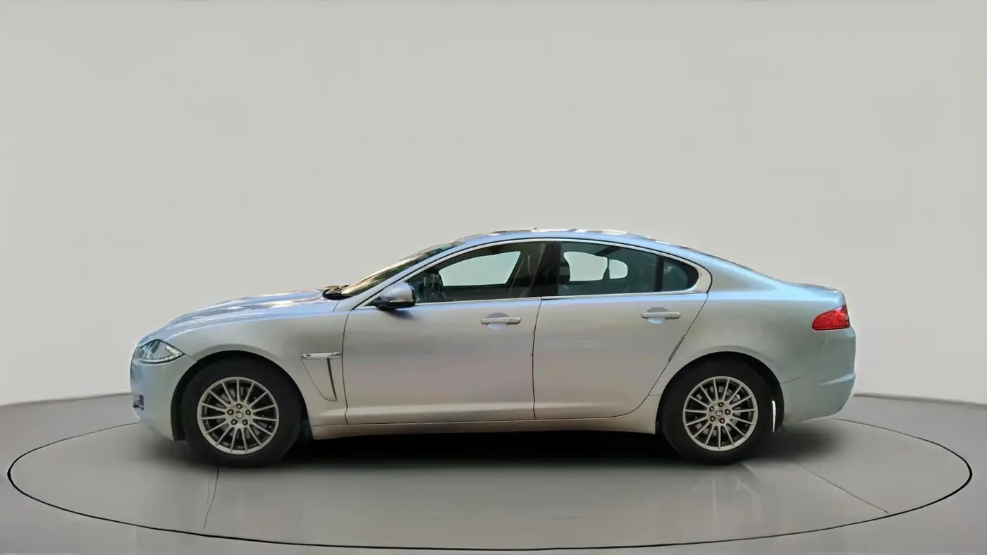 2013 Jaguar XF 2.2 DIESEL LUXURY, Diesel, Automatic, 91,730 km, exterior