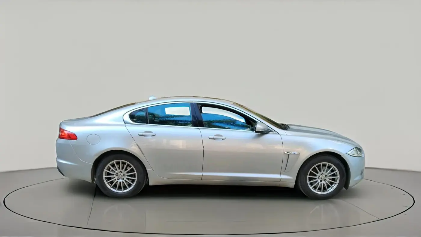 2013 Jaguar XF 2.2 DIESEL LUXURY, Diesel, Automatic, 91,730 km, exterior