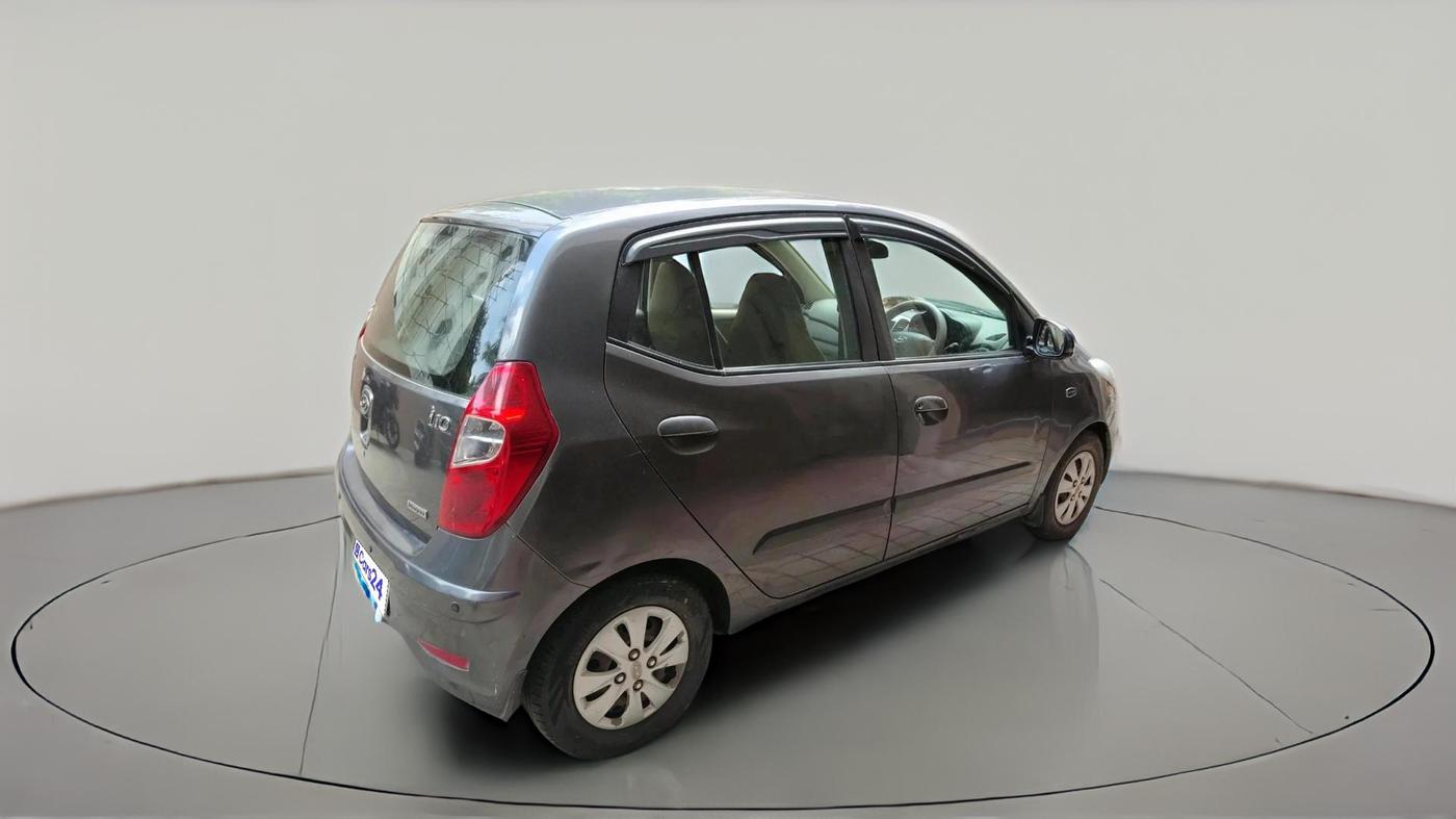 2011 Hyundai i10 MAGNA 1.2, CNG, Manual, 1,23,163 km, exterior