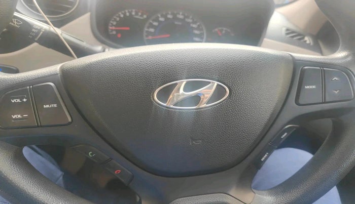2015 Hyundai Grand i10 SPORTZ 1.2 KAPPA VTVT, Petrol, Manual, 54,555 km, interior