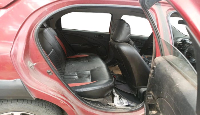 2014 Toyota Etios CROSS 1.2 G, CNG, Manual, 90,475 km, interior