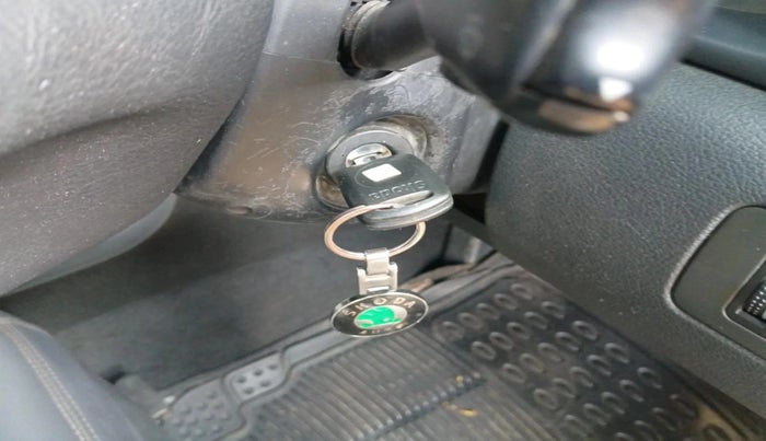 2008 Skoda Octavia AMBIENTE 1.8 TURBO, Petrol, Manual, 75,367 km, interior