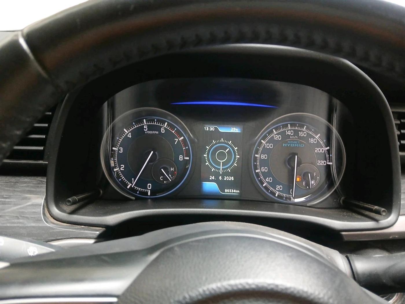 2022 Maruti XL6 ALPHA MT, Petrol, Manual, 86,534 km, interior