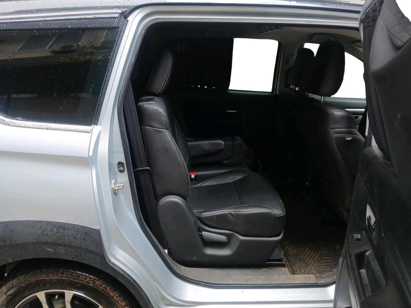 2022 Maruti XL6 ALPHA MT, Petrol, Manual, 86,534 km, interior