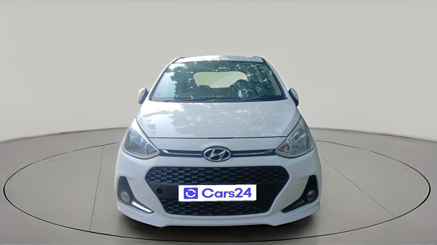 2019 Hyundai Grand i10 SPORTZ AT 1.2 KAPPA VTVT, Petrol, Automatic, 30,264 km, exterior
