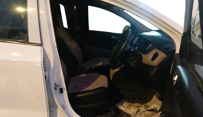 2019 Hyundai Grand i10 SPORTZ AT 1.2 KAPPA VTVT, Petrol, Automatic, 30,264 km, interior