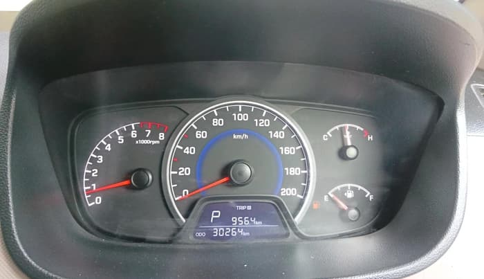 2019 Hyundai Grand i10 SPORTZ AT 1.2 KAPPA VTVT, Petrol, Automatic, 30,264 km, interior
