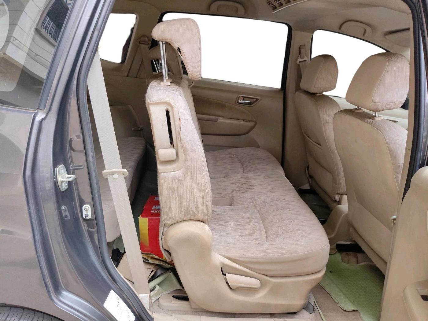 2014 Maruti Ertiga VXI CNG, CNG, Manual, 62,255 km, interior
