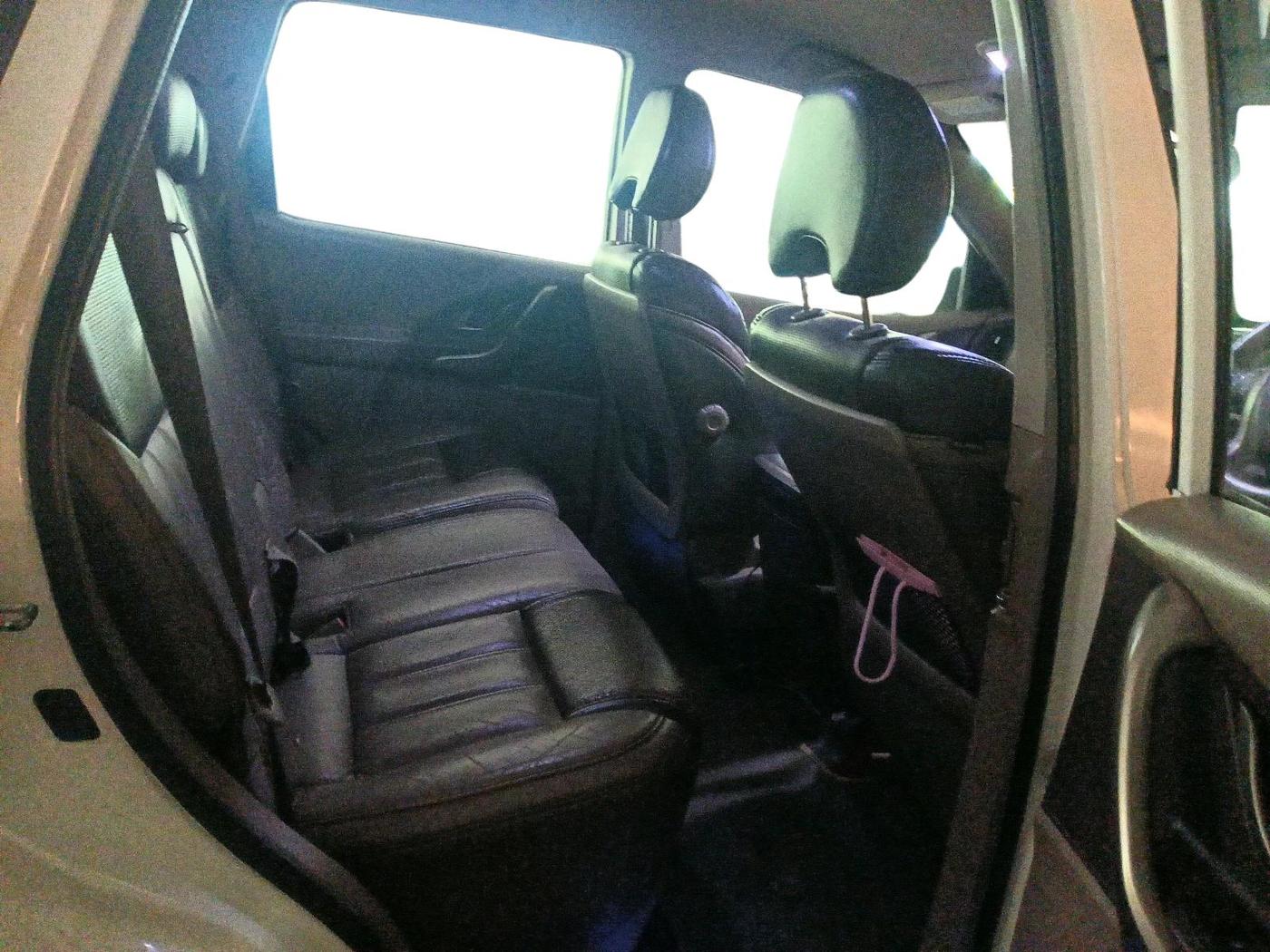 2012 Mahindra XUV500 W8, Diesel, Manual, 78,580 km, interior