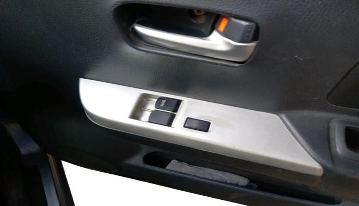 2012 Maruti Wagon R 1.0 LXI CNG, CNG, Manual, 45,298 km, interior