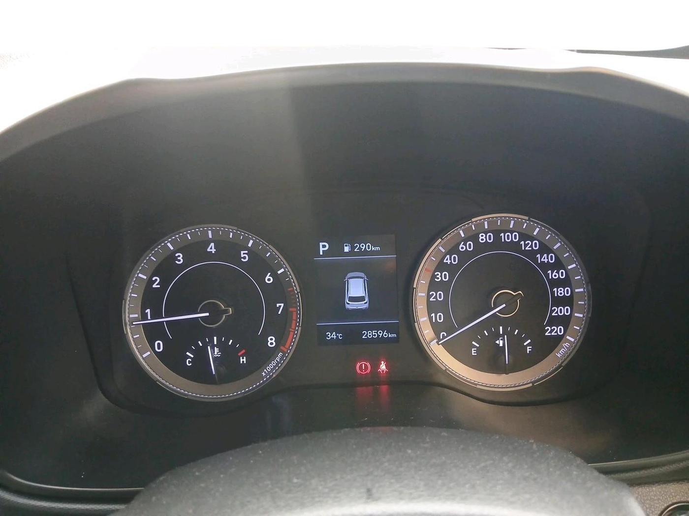 2019 Hyundai VENUE SX PLUS 1.0 TURBO DCT, Petrol, Automatic, 28,596 km, interior