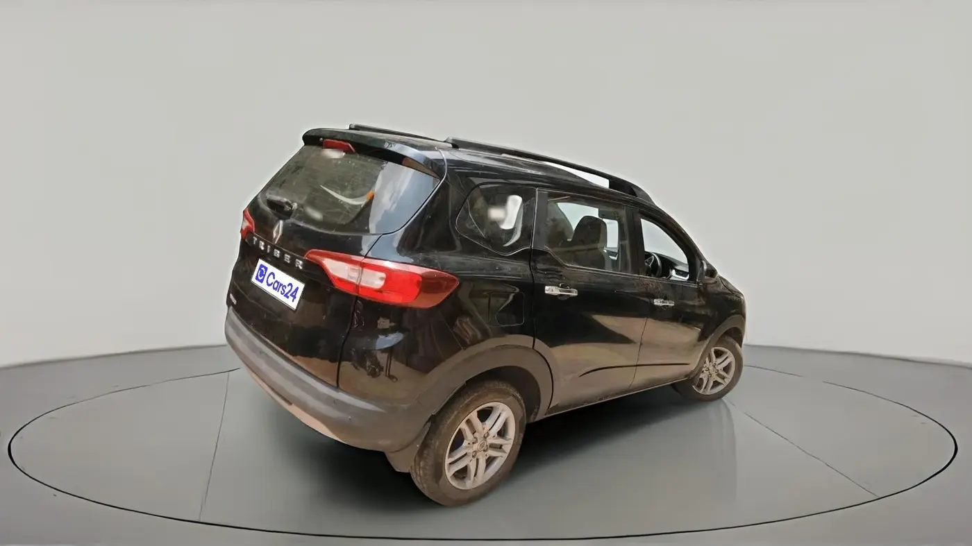 2024 Renault TRIBER RXZ AMT, Petrol, Automatic, 8,053 km, exterior