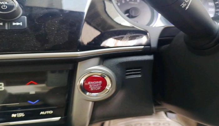 2016 Honda City 1.5L I-VTEC VX CVT, Petrol, Automatic, 28,774 km, interior