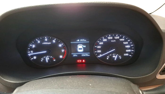 2019 Hyundai Verna 1.6 VTVT SX, Petrol, Manual, 23,670 km, interior