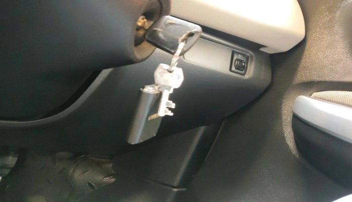 2022 Nissan MAGNITE XE, Petrol, Manual, 7,224 km, interior