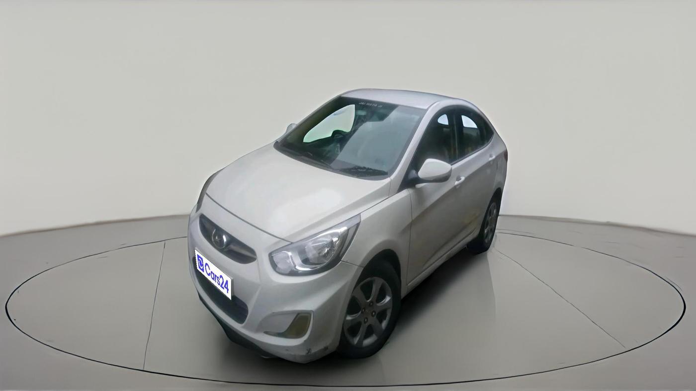 2013 Hyundai Verna FLUIDIC 1.4 VTVT, Petrol, Manual, 66,615 km, exterior