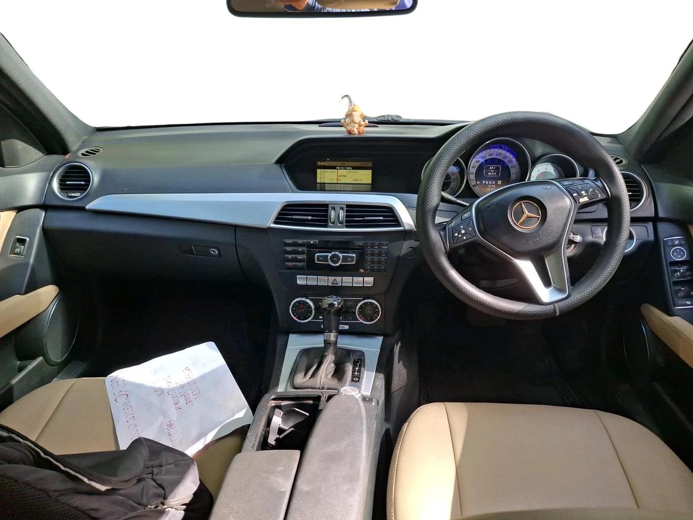 2011 Mercedes Benz C Class 200 CGI AVANTGARDE, Petrol, Automatic, 86,712 km, interior