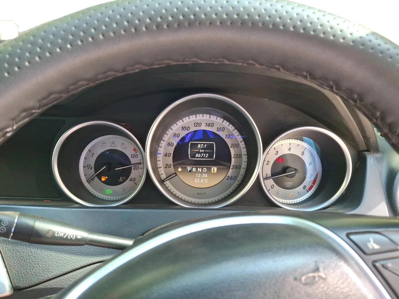 2011 Mercedes Benz C Class 200 CGI AVANTGARDE, Petrol, Automatic, 86,712 km, interior
