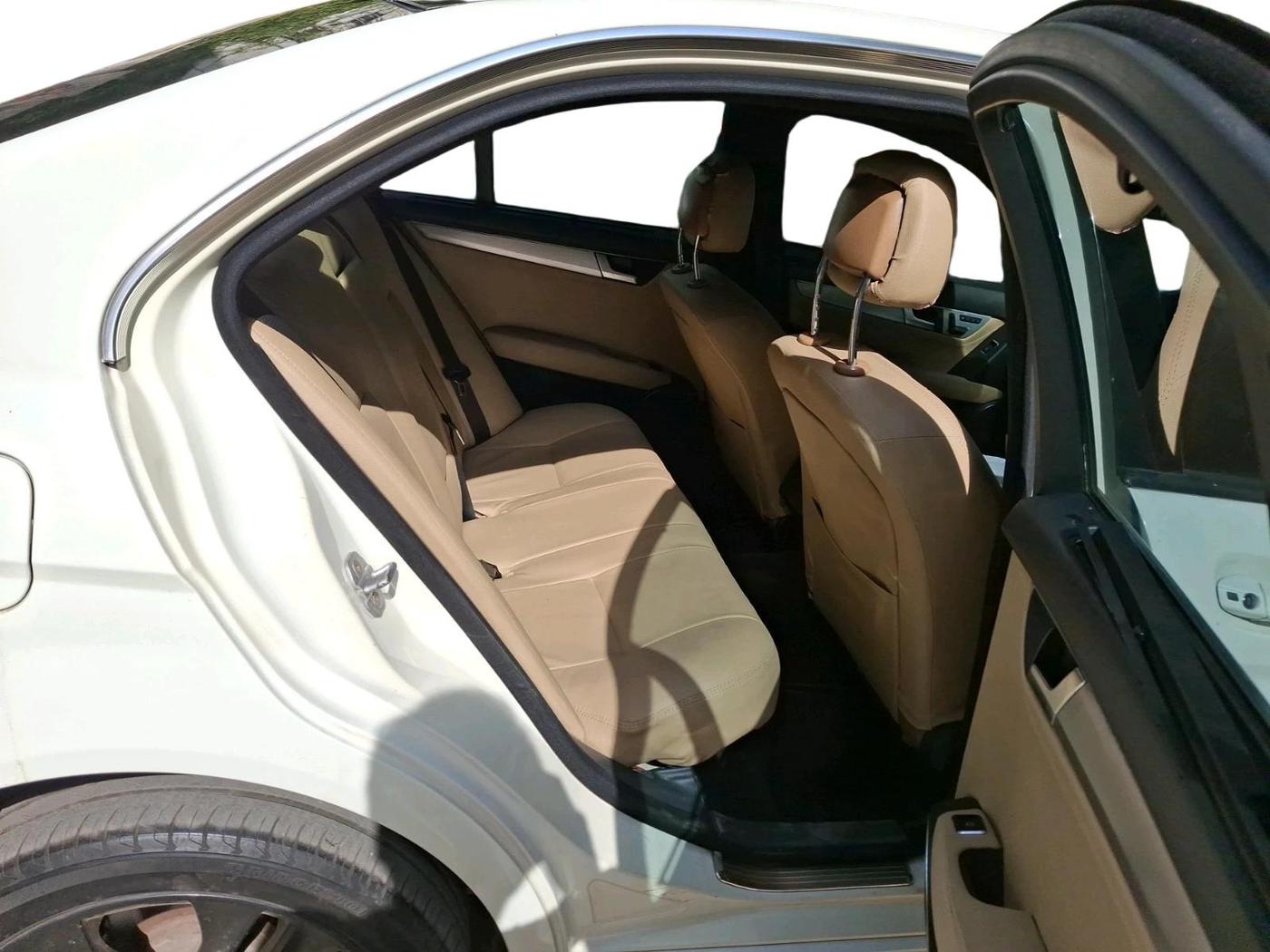 2011 Mercedes Benz C Class 200 CGI AVANTGARDE, Petrol, Automatic, 86,712 km, interior