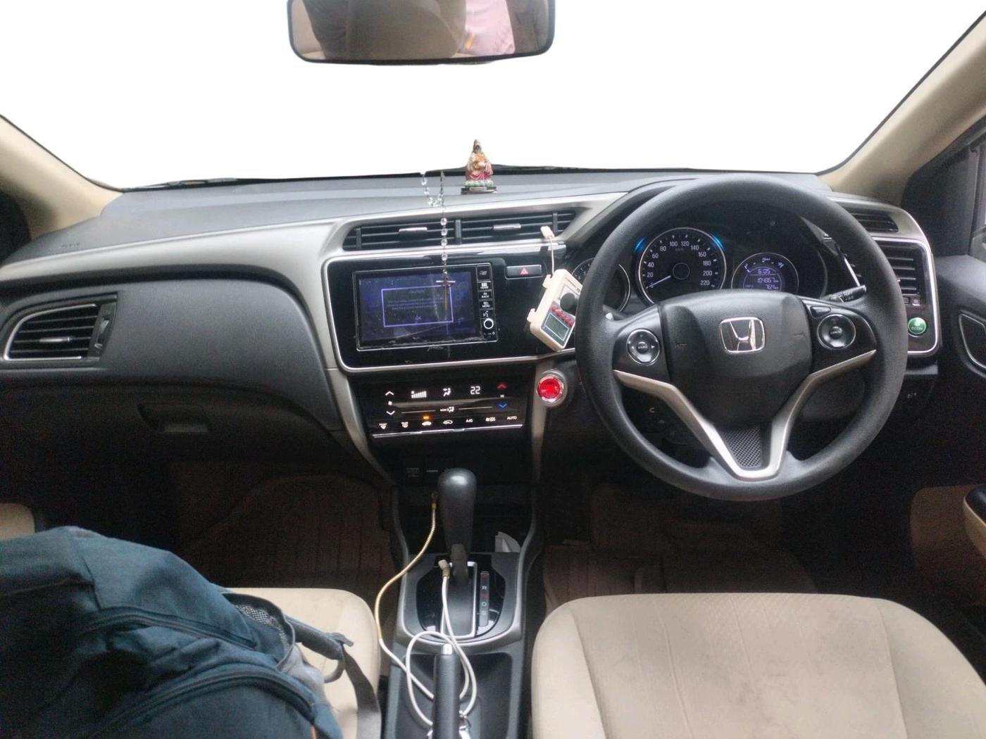 2019 Honda City 1.5L I-VTE V CVT, Petrol, Automatic, 1,04,867 km, interior