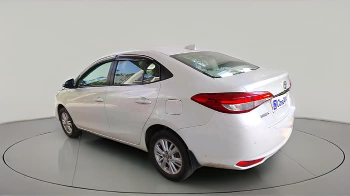 2018 Toyota YARIS V CVT, Petrol, Automatic, 52,001 km, exterior