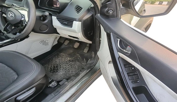 2021 Tata NEXON XZ PLUS PETROL, Petrol, Manual, 24,036 km, interior