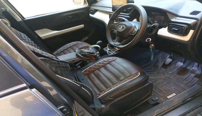 2023 Tata PUNCH PURE MT CNG, CNG, Manual, 13,673 km, interior