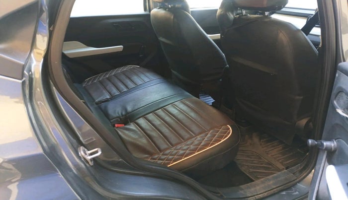 2023 Tata PUNCH PURE MT CNG, CNG, Manual, 13,673 km, interior