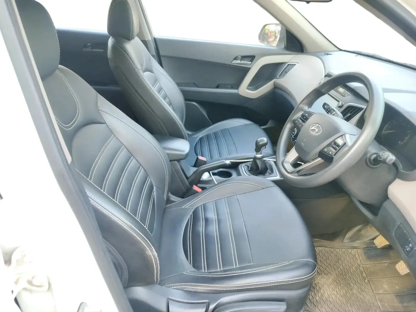 2016 Hyundai Creta SX PLUS 1.6 PETROL, Petrol, Manual, 81,656 km, interior